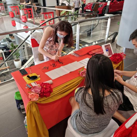 Chinese calligraphy artist for hire