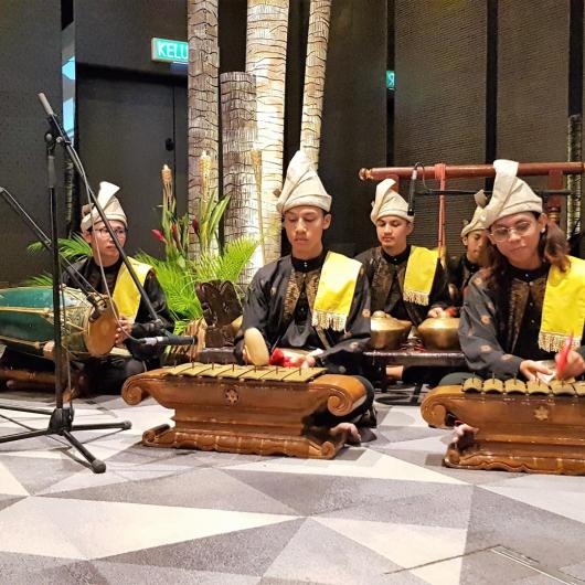 Hire event models for Hari Raya